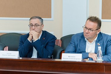 Повышение зарплат «указникам», субсидии на капремонт, индексация коммунальных расходов…